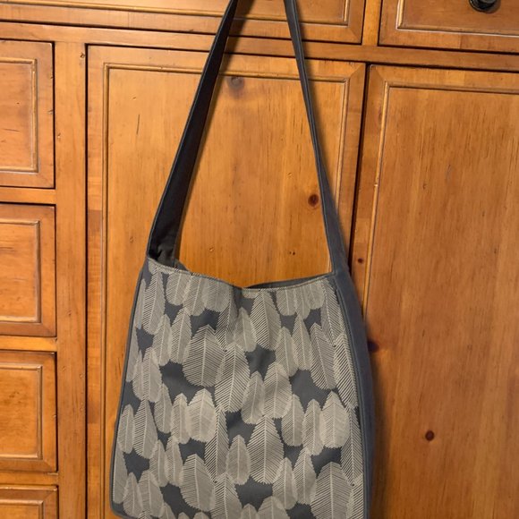 NWOT MALIA DESIGNS FAIR TRADE Shoulder Bag - Picture 4 of 9